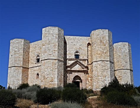 Scopri Castel del Monte 